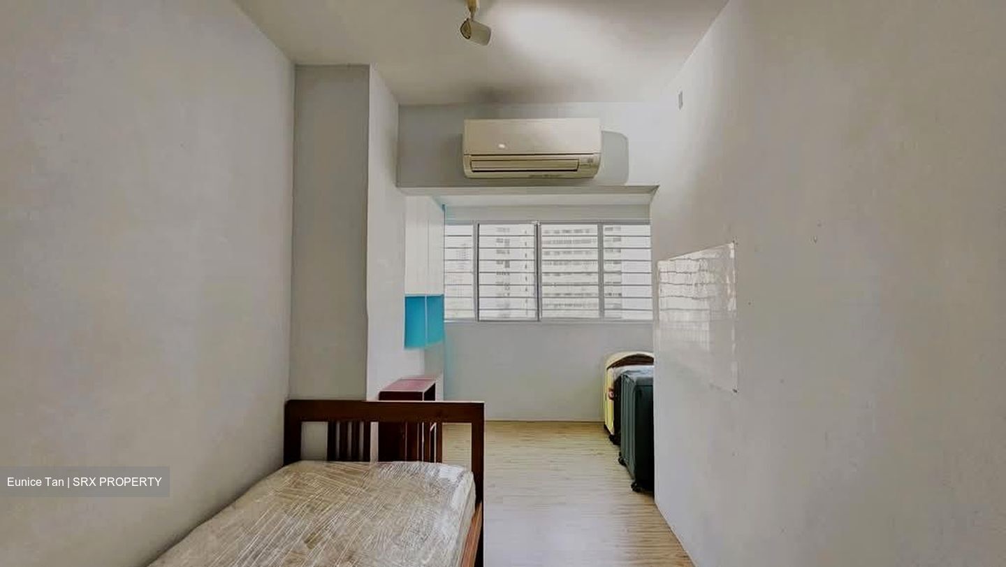 Pine Grove (D21), Condominium #569557671